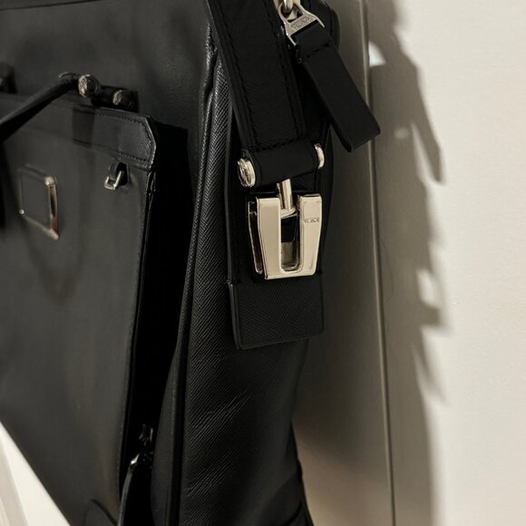 Tumi Astor Regis Black Slim Leather Briefcase Messenger Laptop Bag - 93211D - Picture 6 of 14